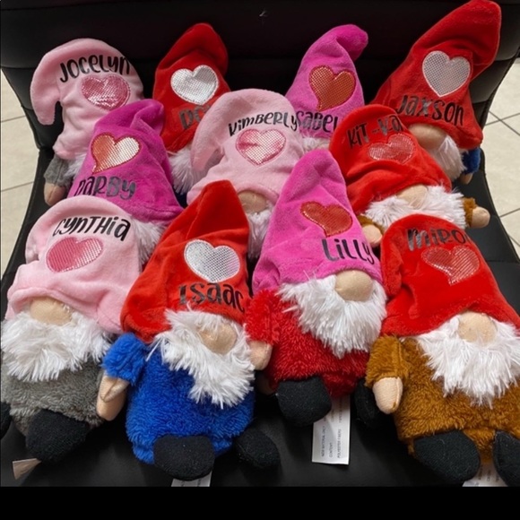 Valentine’s Day Personalized Gnomes - Picture 2 of 2